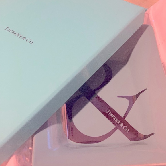 Brand new Authentic Tiffany jewelry plate - Picture 5 of 5